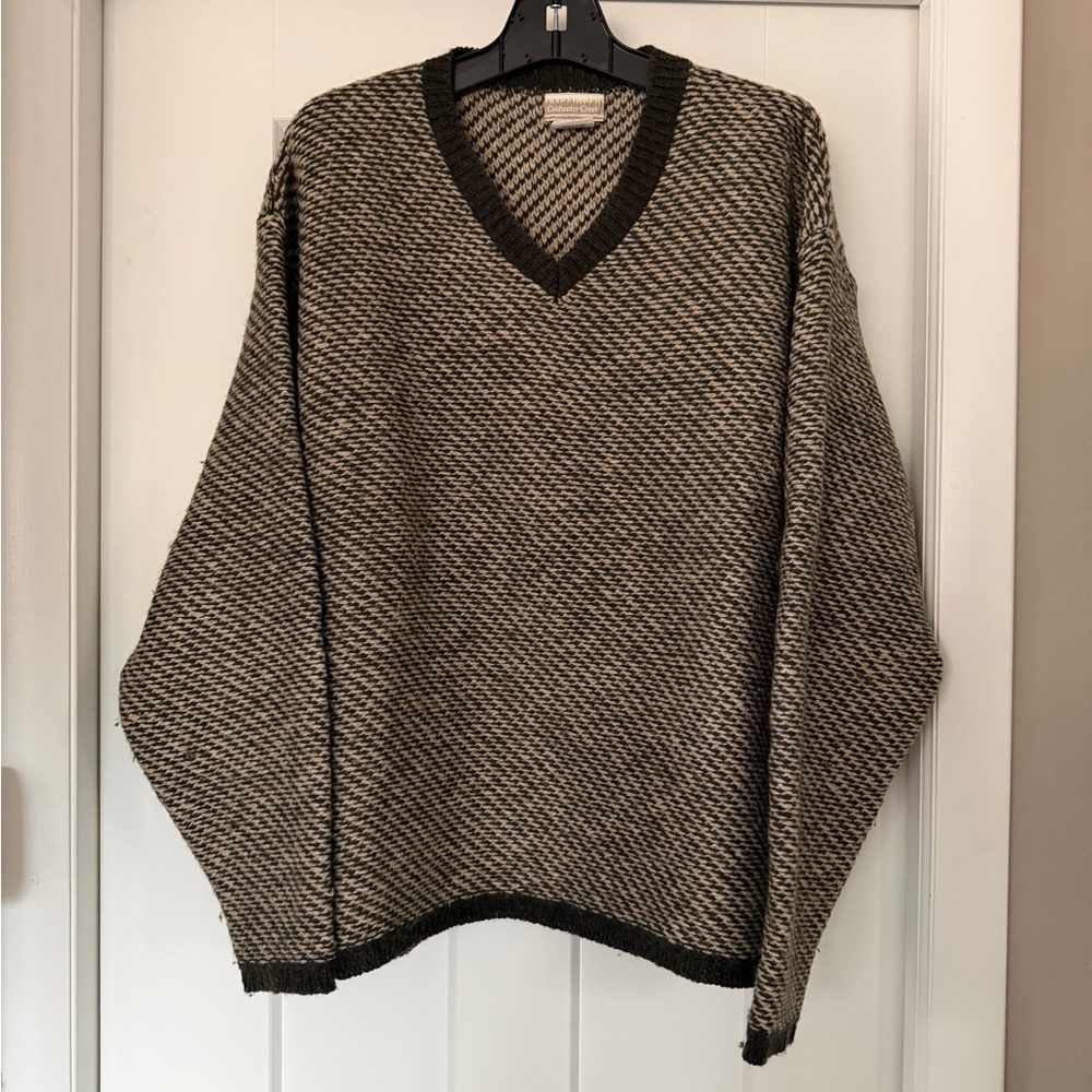 Coldwater Creek Men's V-Neck Sweater - Dark Green and Cream